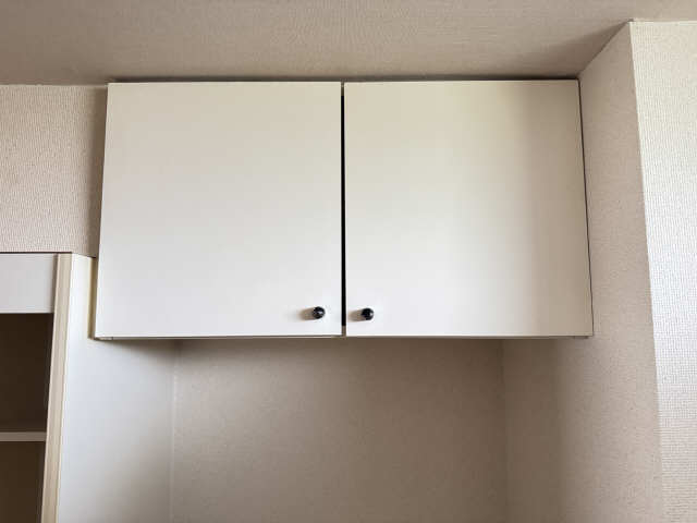 洗濯機置場　上部収納